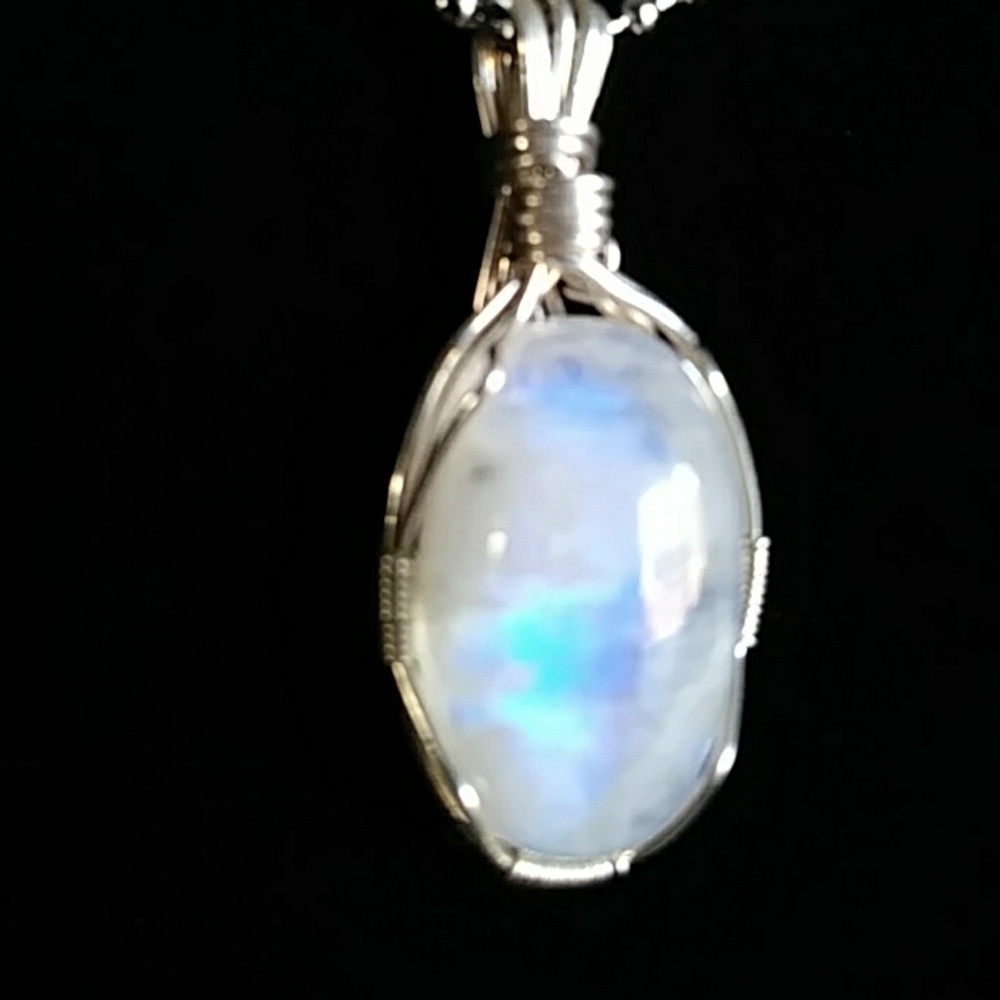FLASHY Moonstone!